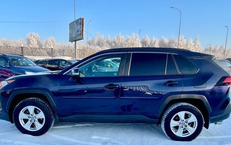 Toyota RAV4, 2021 год, 3 575 000 рублей, 8 фотография