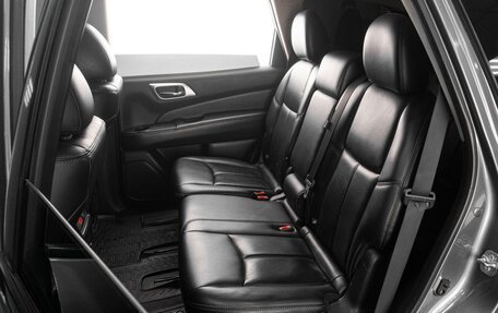 Nissan Pathfinder, 2015 год, 1 799 000 рублей, 10 фотография