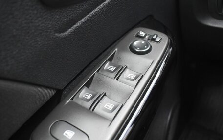 Renault Kaptur I рестайлинг, 2021 год, 1 555 000 рублей, 13 фотография