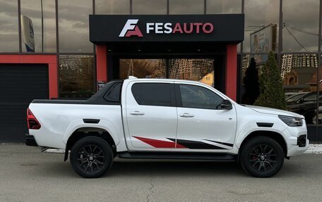 Toyota Hilux VIII, 2023 год, 6 600 000 рублей, 4 фотография