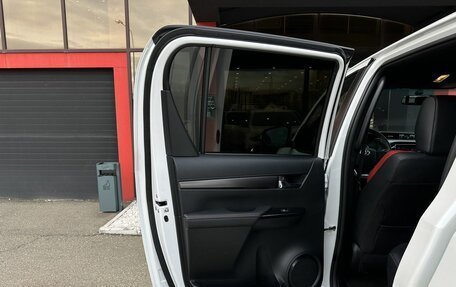 Toyota Hilux VIII, 2023 год, 6 600 000 рублей, 23 фотография