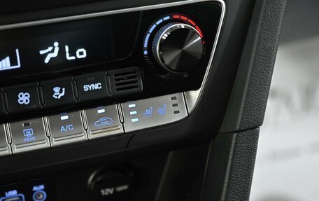 Hyundai Sonata VII, 2017 год, 1 345 000 рублей, 9 фотография