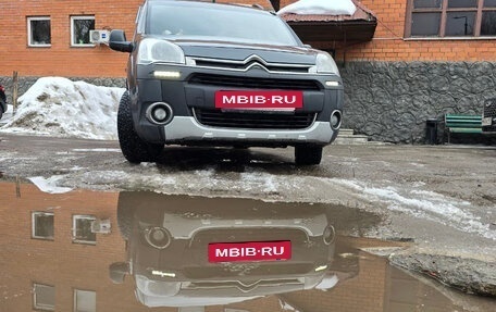 Citroen Berlingo II рестайлинг, 2013 год, 800 000 рублей, 4 фотография