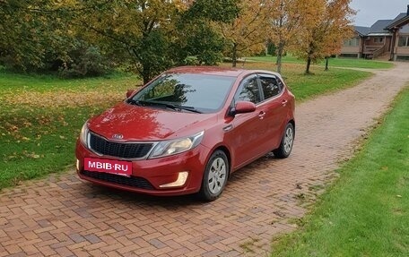 KIA Rio III рестайлинг, 2013 год, 680 000 рублей, 2 фотография
