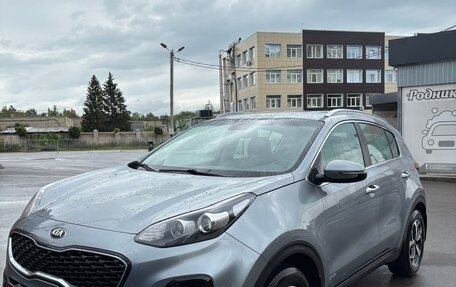KIA Sportage IV рестайлинг, 2018 год, 2 000 000 рублей, 3 фотография
