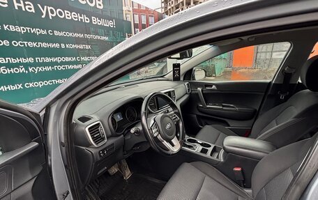 KIA Sportage IV рестайлинг, 2018 год, 2 000 000 рублей, 13 фотография