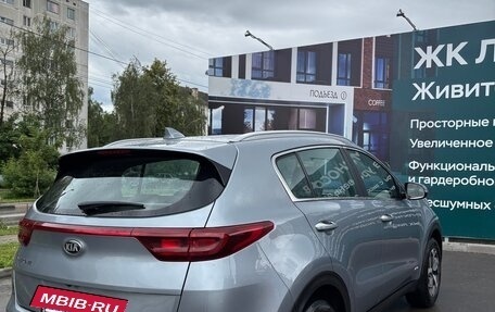 KIA Sportage IV рестайлинг, 2018 год, 2 000 000 рублей, 7 фотография