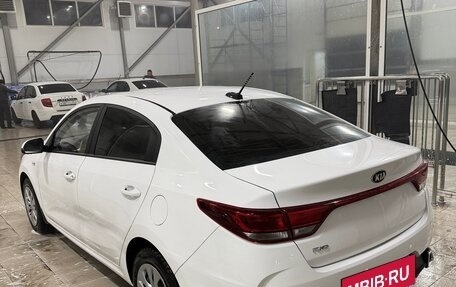 KIA Rio IV, 2021 год, 1 650 000 рублей, 4 фотография