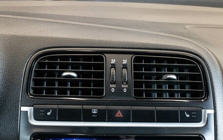 Volkswagen Polo VI (EU Market), 2015 год, 949 000 рублей, 16 фотография