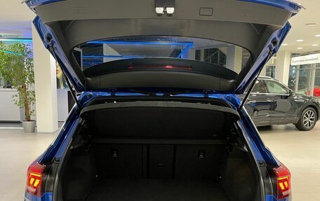 Volkswagen T-Roc I, 2020 год, 2 520 000 рублей, 15 фотография