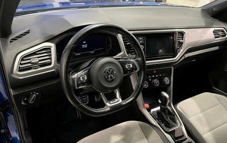 Volkswagen T-Roc I, 2020 год, 2 520 000 рублей, 16 фотография