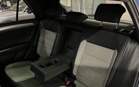 Volkswagen T-Roc I, 2020 год, 2 520 000 рублей, 23 фотография