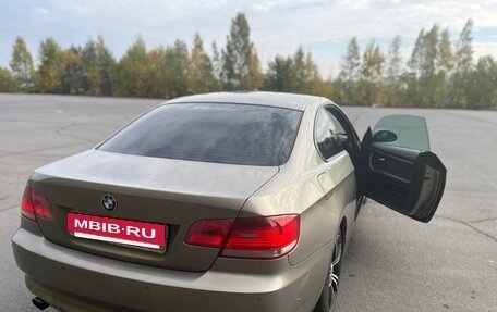 BMW 3 серия, 2008 год, 800 000 рублей, 12 фотография