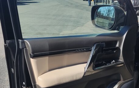 Toyota Land Cruiser 200, 2008 год, 3 300 000 рублей, 10 фотография