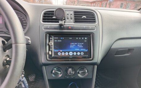 Volkswagen Polo VI (EU Market), 2012 год, 880 000 рублей, 18 фотография