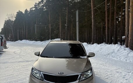 KIA Rio III рестайлинг, 2013 год, 665 000 рублей, 1 фотография