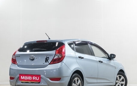 Hyundai Solaris II рестайлинг, 2011 год, 799 000 рублей, 7 фотография