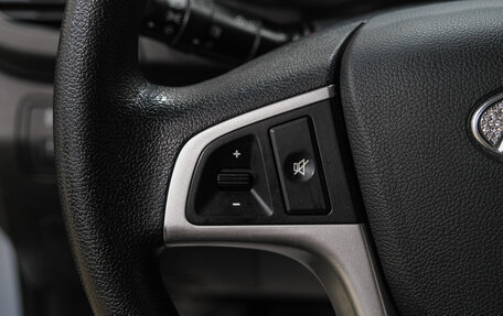 Hyundai Solaris II рестайлинг, 2011 год, 799 000 рублей, 20 фотография