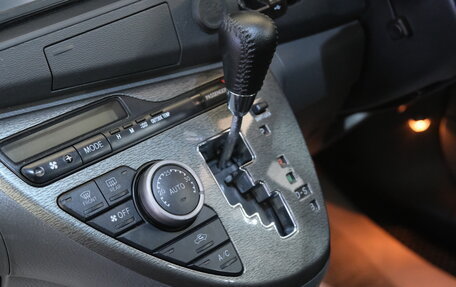 Toyota ISis I, 2010 год, 1 299 000 рублей, 15 фотография