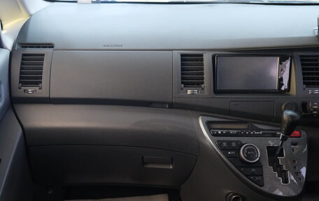 Toyota ISis I, 2010 год, 1 299 000 рублей, 16 фотография