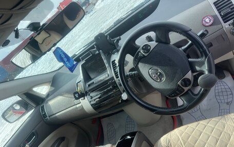 Toyota Prius, 2007 год, 835 000 рублей, 10 фотография