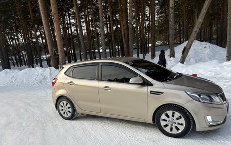 KIA Rio III рестайлинг, 2013 год, 665 000 рублей, 2 фотография