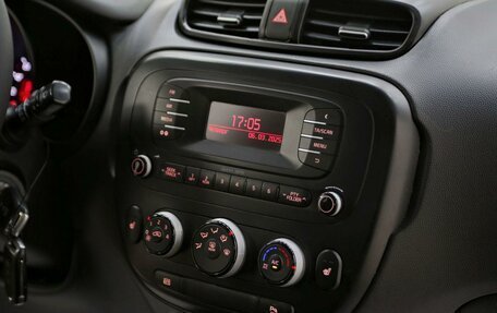 KIA Soul II рестайлинг, 2014 год, 995 000 рублей, 11 фотография