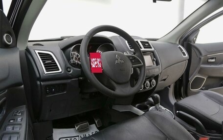 Mitsubishi ASX I рестайлинг, 2013 год, 945 000 рублей, 8 фотография