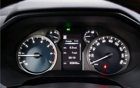 Toyota Land Cruiser Prado 150 рестайлинг 2, 2021 год, 6 190 000 рублей, 16 фотография