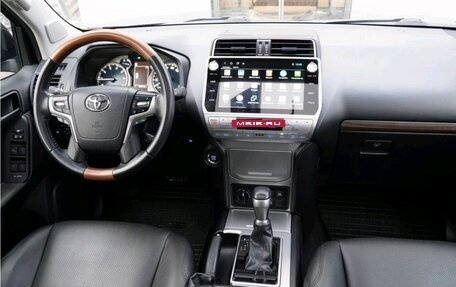 Toyota Land Cruiser Prado 150 рестайлинг 2, 2021 год, 6 190 000 рублей, 11 фотография