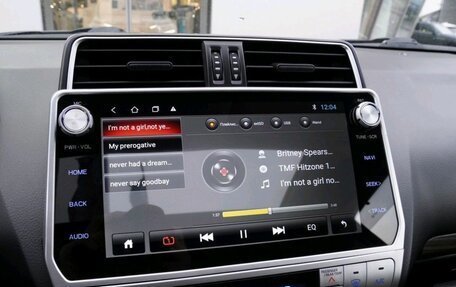 Toyota Land Cruiser Prado 150 рестайлинг 2, 2021 год, 6 190 000 рублей, 20 фотография