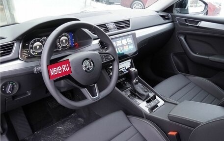Skoda Superb III рестайлинг, 2024 год, 3 130 000 рублей, 5 фотография