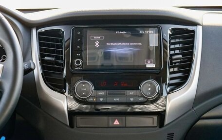 Mitsubishi Pajero Sport III рестайлинг, 2023 год, 3 900 000 рублей, 18 фотография