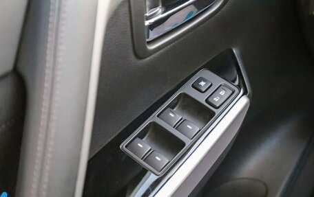 Mitsubishi Pajero Sport III рестайлинг, 2023 год, 3 900 000 рублей, 22 фотография