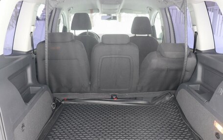 Volkswagen Touran III, 2013 год, 850 000 рублей, 18 фотография