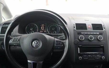 Volkswagen Touran III, 2013 год, 850 000 рублей, 8 фотография