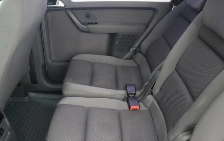 Volkswagen Touran III, 2013 год, 850 000 рублей, 26 фотография