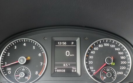 Volkswagen Touran III, 2013 год, 850 000 рублей, 33 фотография