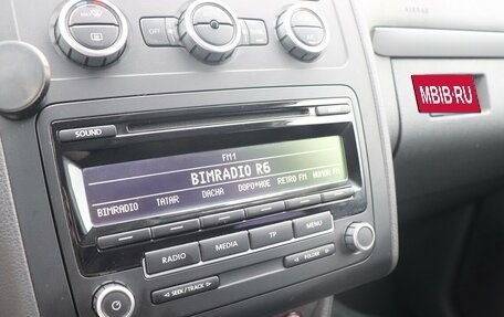 Volkswagen Touran III, 2013 год, 850 000 рублей, 29 фотография