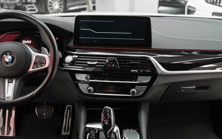 BMW 5 серия, 2020 год, 5 550 000 рублей, 17 фотография