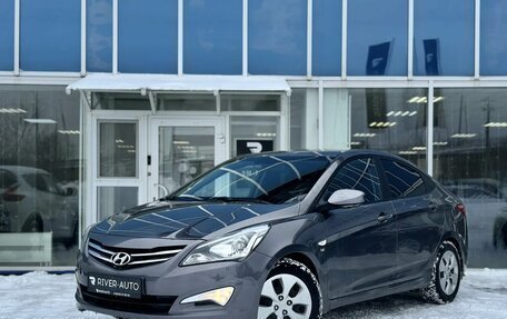 Hyundai Solaris II рестайлинг, 2015 год, 885 000 рублей, 1 фотография