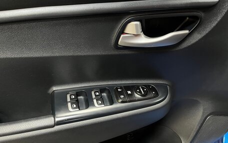 KIA Rio IV, 2018 год, 1 050 000 рублей, 9 фотография