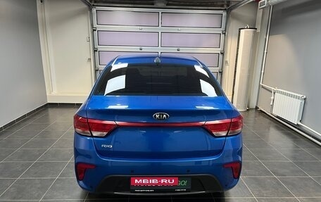 KIA Rio IV, 2018 год, 1 050 000 рублей, 5 фотография