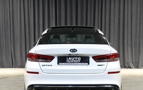 KIA Optima IV, 2018 год, 1 999 000 рублей, 19 фотография