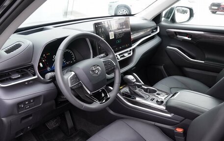 Toyota Highlander, 2025 год, 5 400 000 рублей, 12 фотография