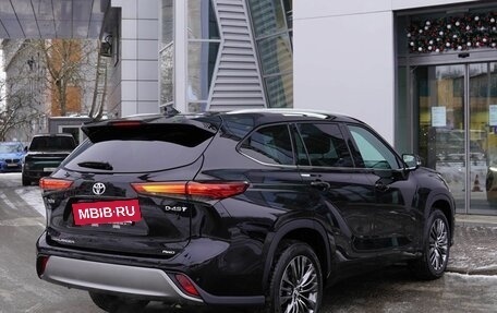 Toyota Highlander, 2025 год, 5 400 000 рублей, 4 фотография