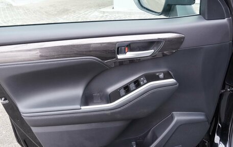 Toyota Highlander, 2025 год, 5 400 000 рублей, 20 фотография