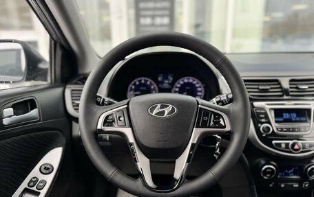 Hyundai Solaris II рестайлинг, 2015 год, 885 000 рублей, 14 фотография