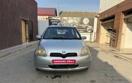 Toyota Vitz, 2001 год, 290 000 рублей, 2 фотография