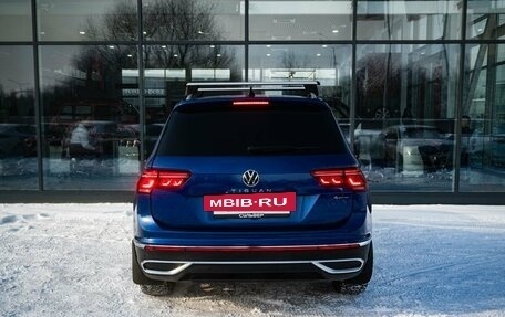 Volkswagen Tiguan II, 2021 год, 3 300 000 рублей, 4 фотография